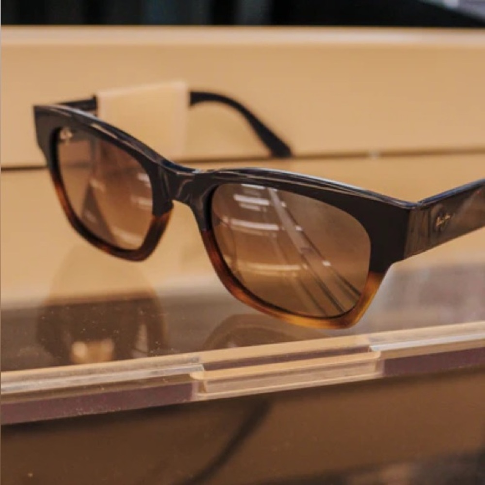 Maui Jim Valley Isle Sunglasses tortoise